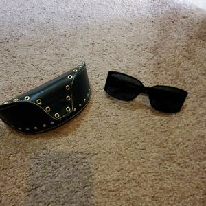 Sun glasses